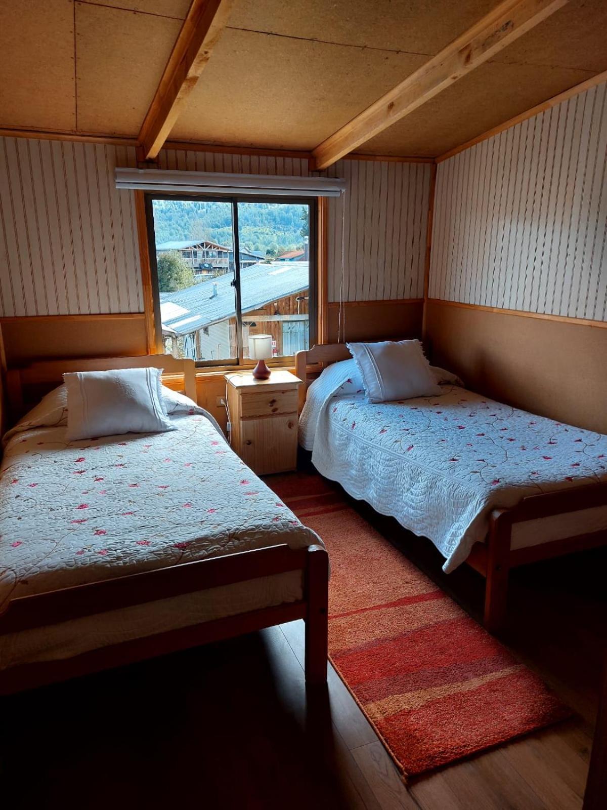 Hostal Y Cabanas Ventisquero Пуерто Пуюхуапи Екстериор снимка