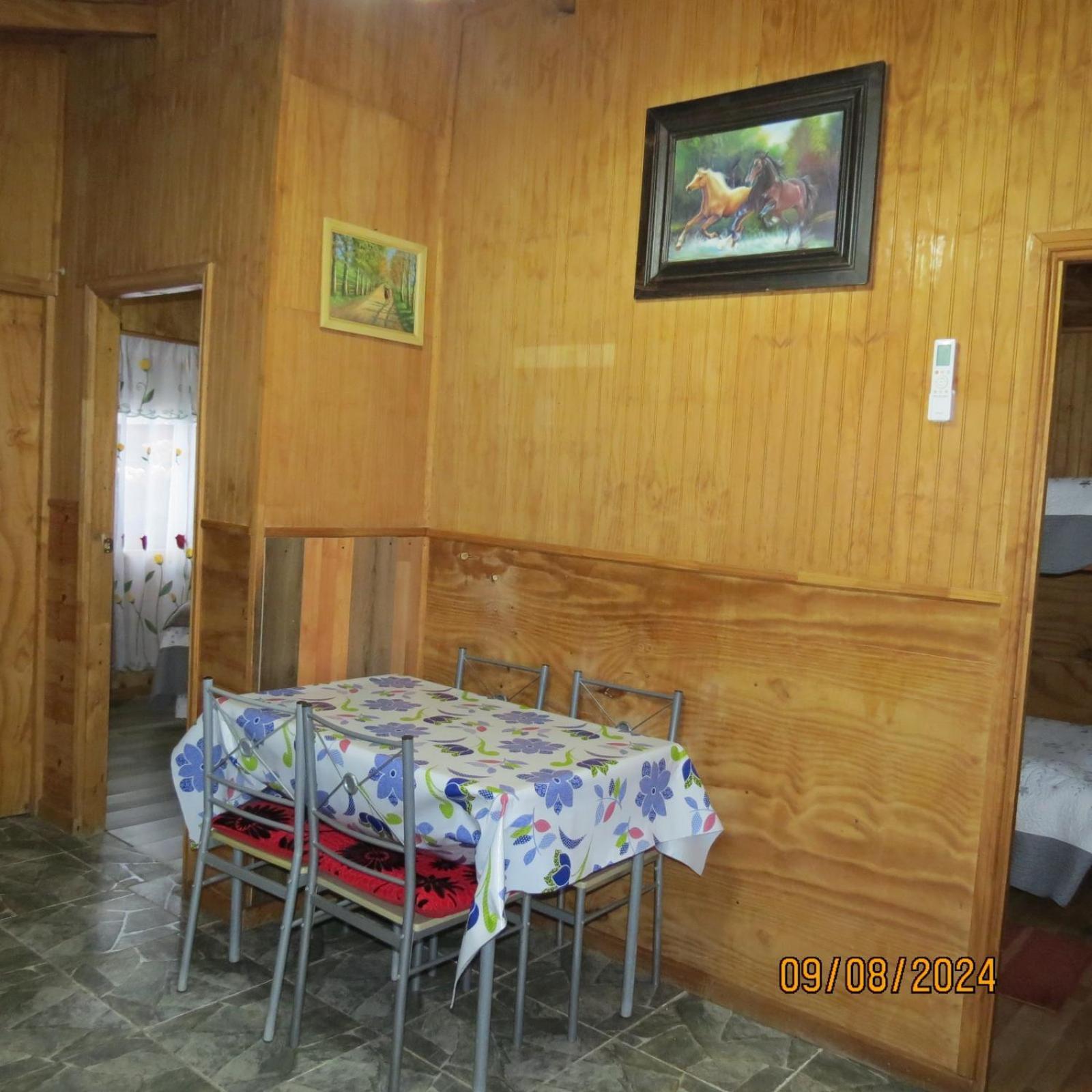 Hostal Y Cabanas Ventisquero Пуерто Пуюхуапи Екстериор снимка
