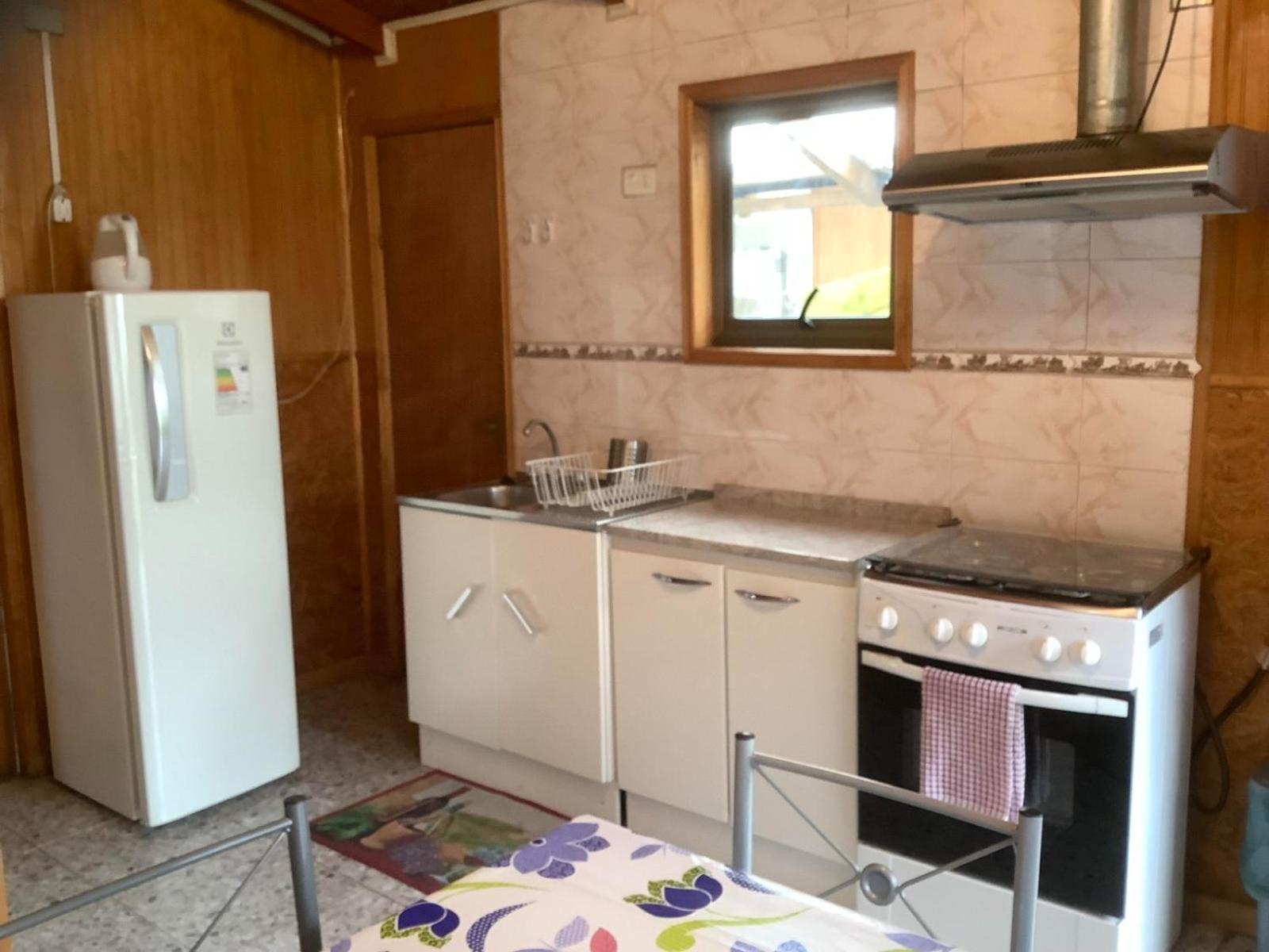 Hostal Y Cabanas Ventisquero Пуерто Пуюхуапи Екстериор снимка