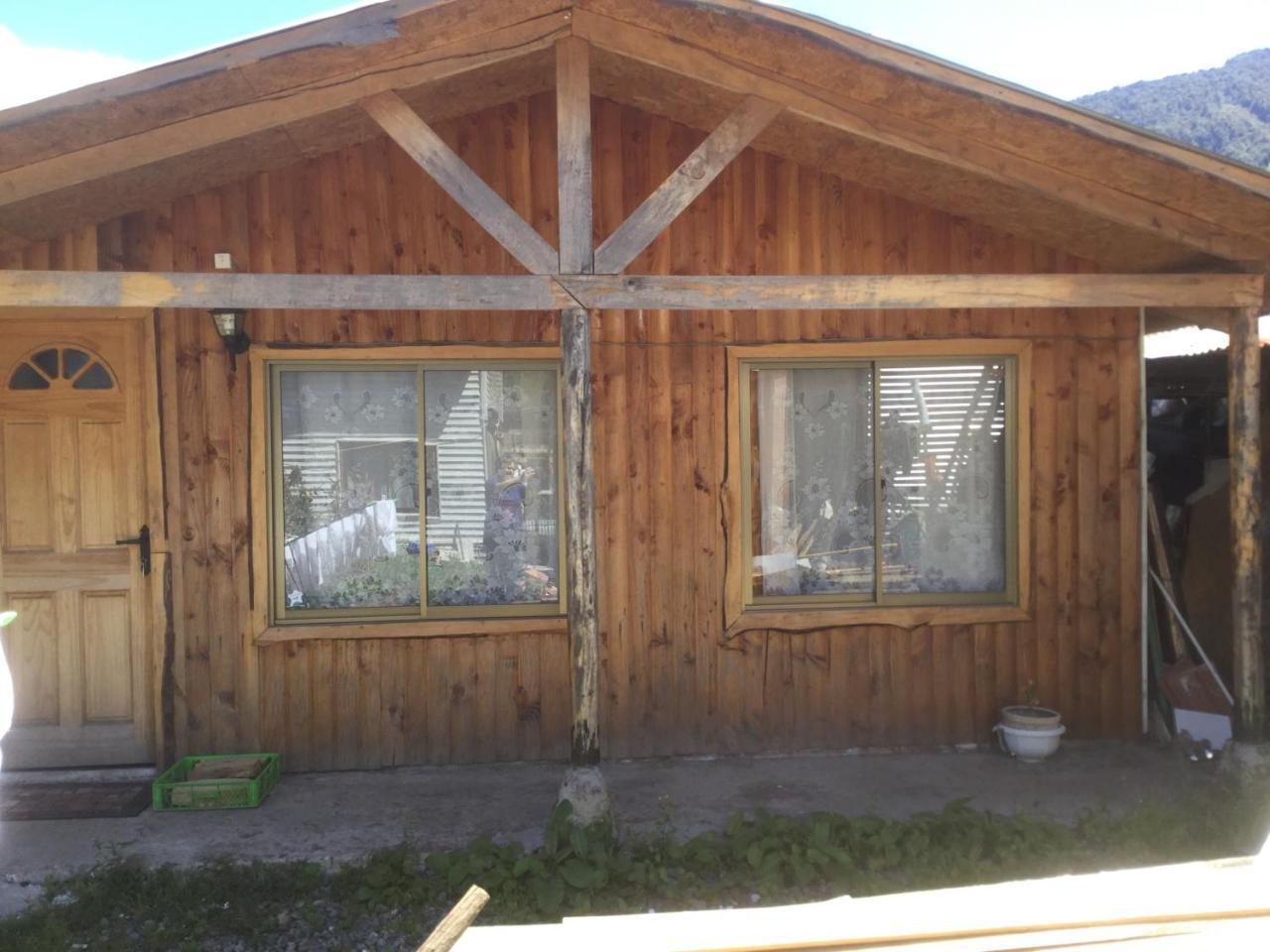 Hostal Y Cabanas Ventisquero Пуерто Пуюхуапи Екстериор снимка